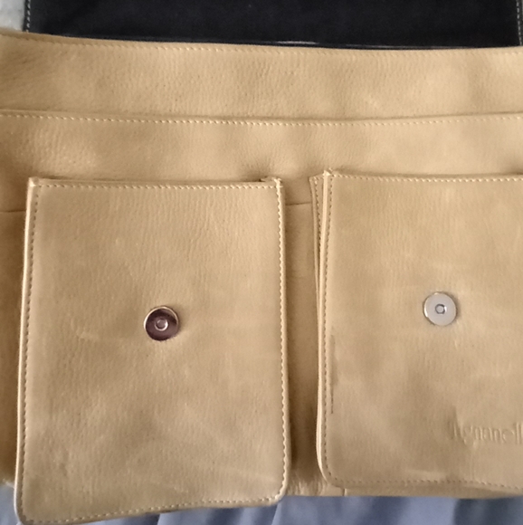 Tignanello Leather Shoulder Bag - Picture 4 of 5